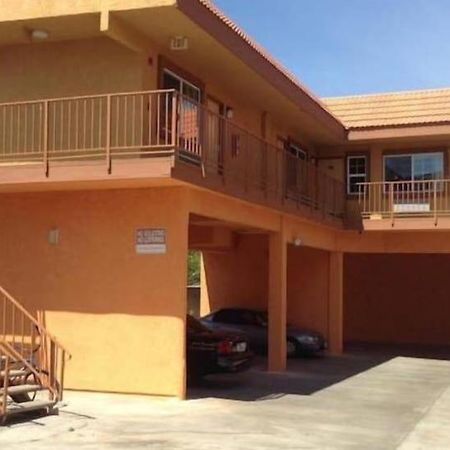 Coast Motel Long Beach Exterior photo